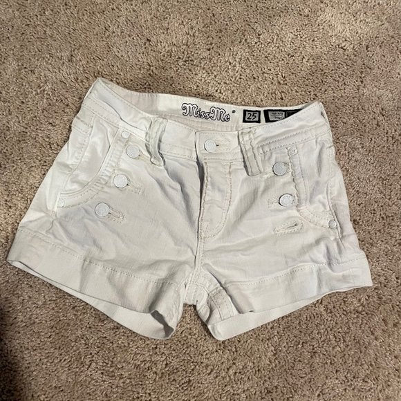 Miss Me l White Sailor Shorts - Picture 2 of 6
